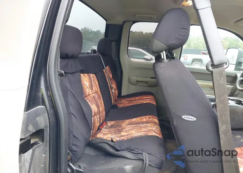 2010 Chevrolet Silverado 2500Hd Work Truck z USA, uszkodzony, nr VIN 1GC5KVBG5AZ211604